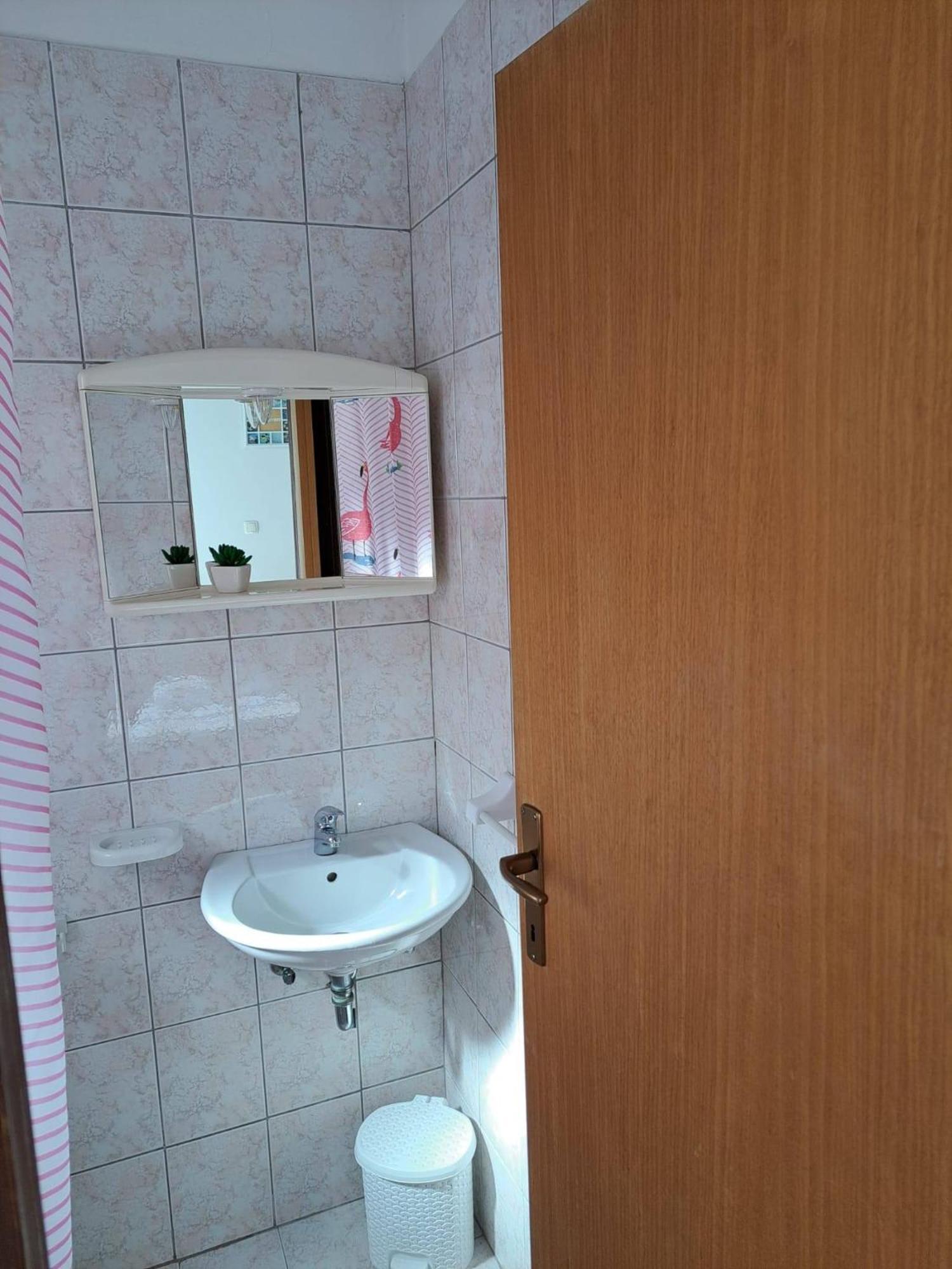 Apartments And Rooms With Parking Space Metajna, Pag - 4120 Room photo
